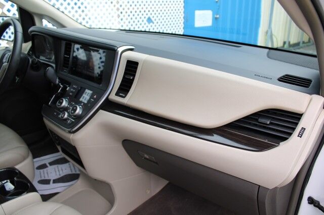 2017 Toyota Sienna XLE XLE Melbourne FL