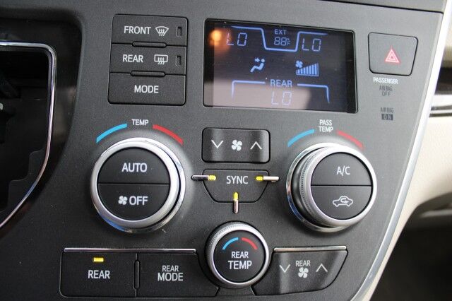 2017 Toyota Sienna XLE XLE Melbourne FL
