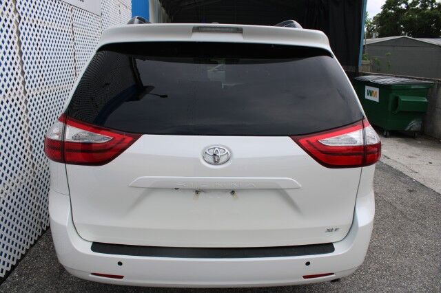 2017 Toyota Sienna XLE XLE Melbourne FL