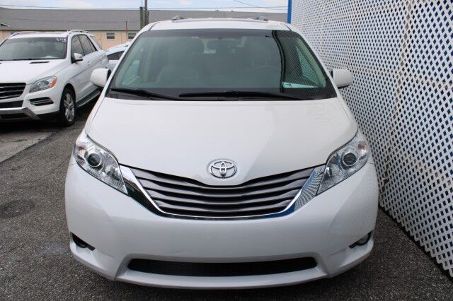 2017 Toyota Sienna XLE XLE Melbourne FL