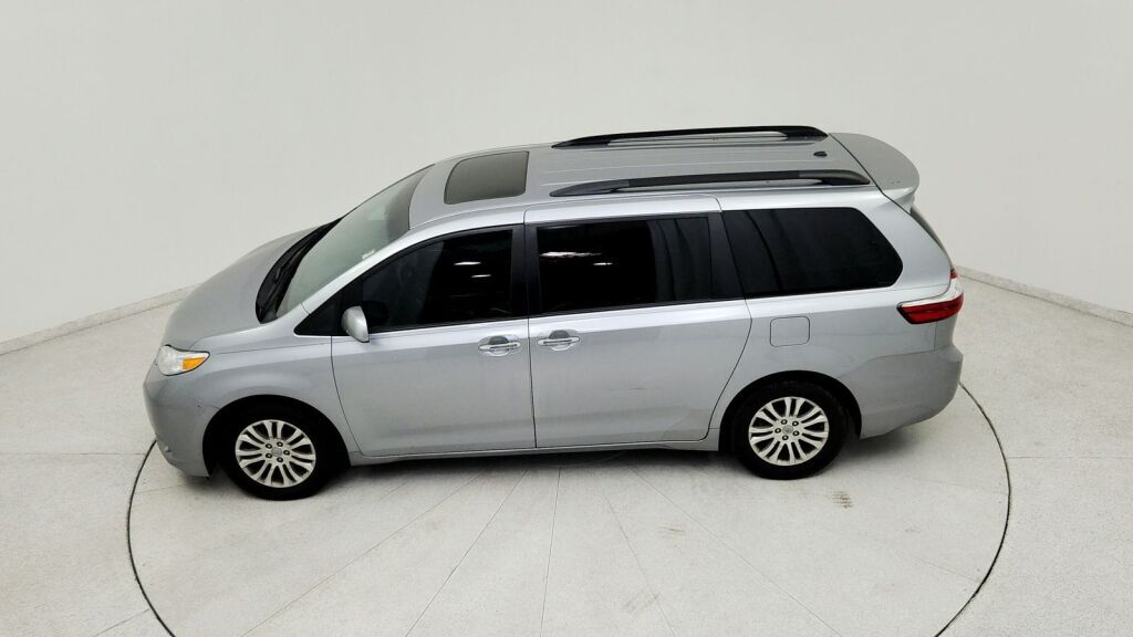 2017 Toyota Sienna XLE Laurel MD