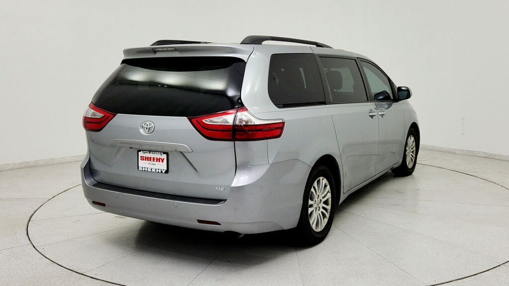 2017 Toyota Sienna XLE Laurel MD