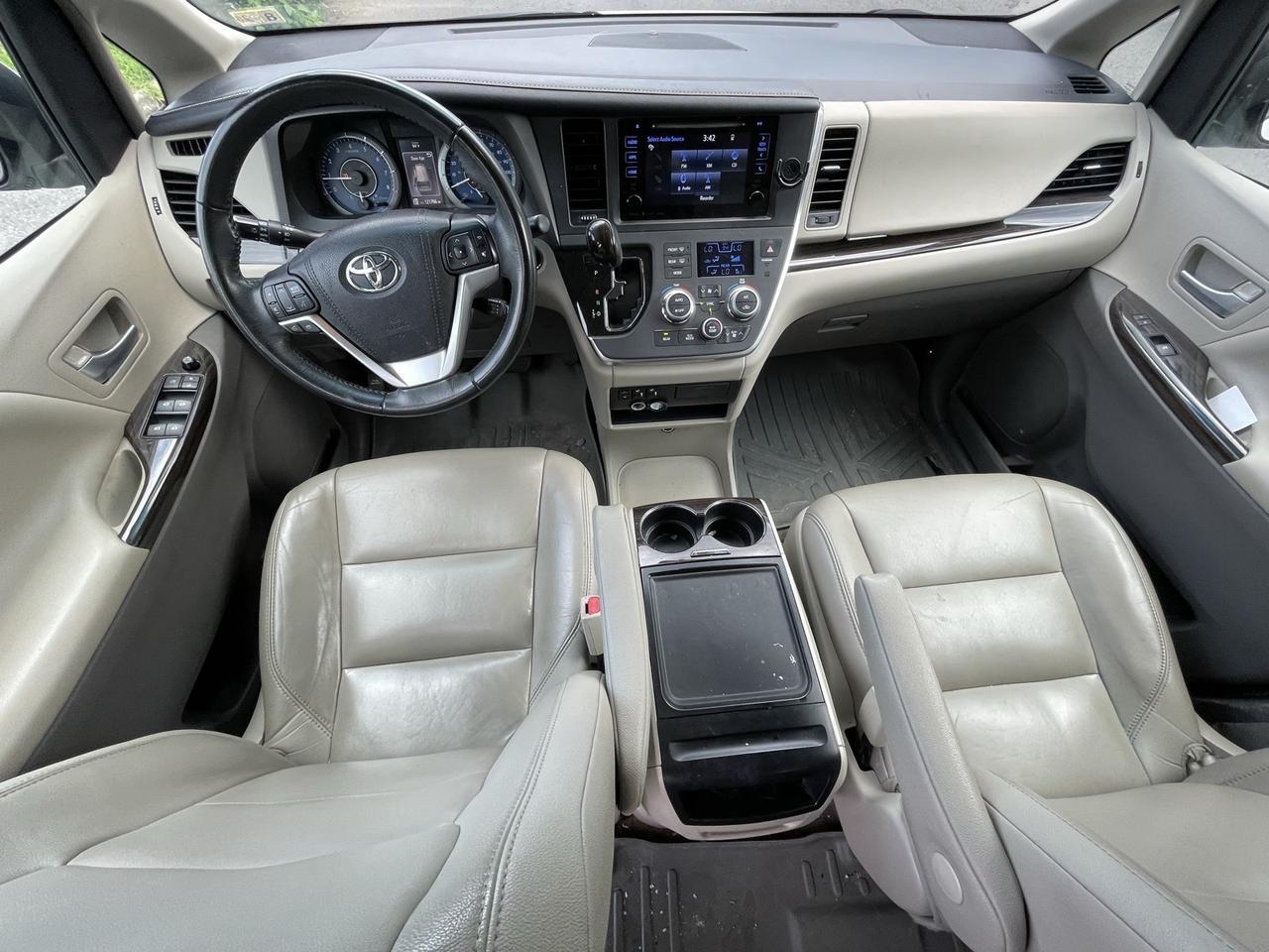 2017 Toyota Sienna XLE Alexandria VA
