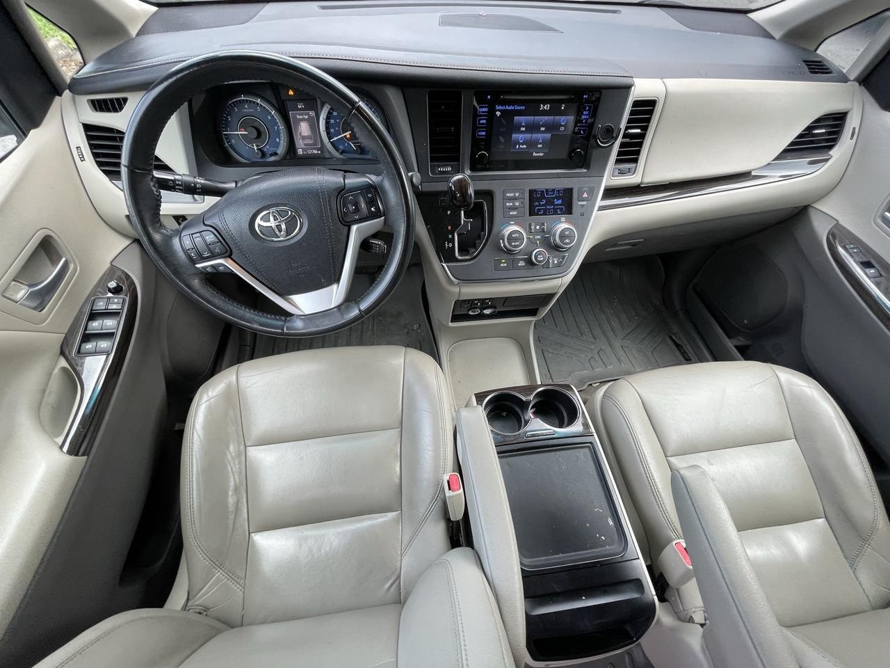 2017 Toyota Sienna XLE Alexandria VA