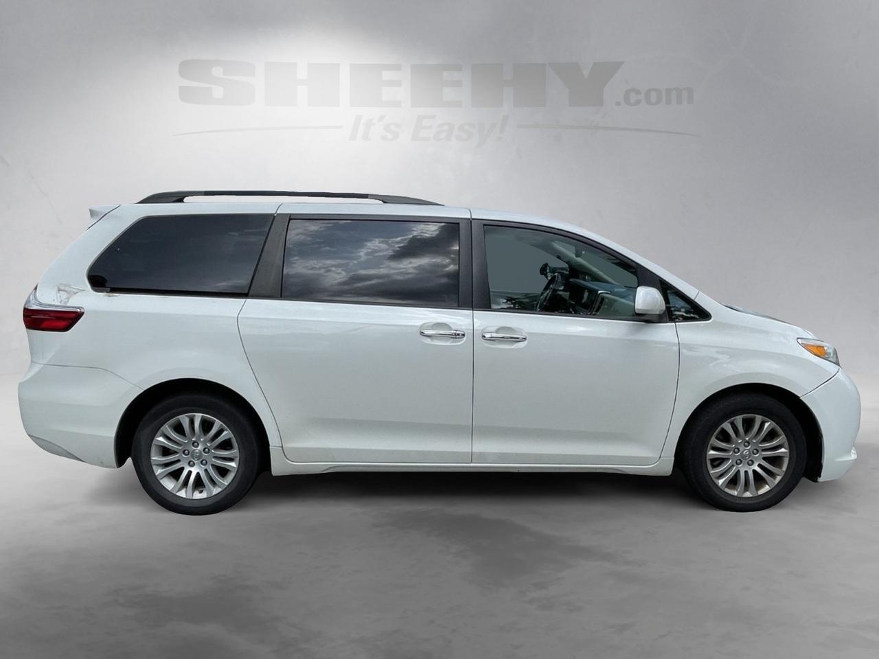 2017 Toyota Sienna XLE Alexandria VA