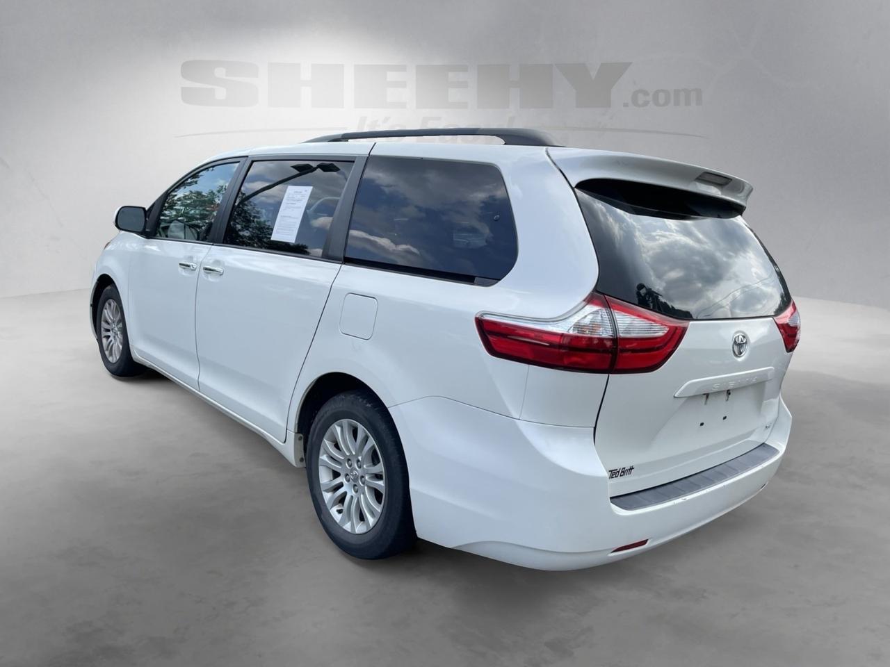 2017 Toyota Sienna XLE Alexandria VA
