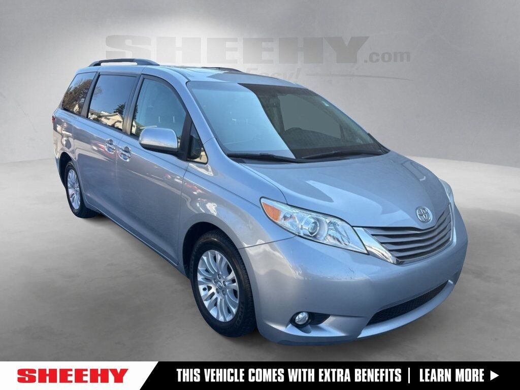 2017 Toyota Sienna XLE