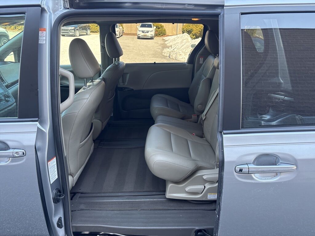 2017 Toyota Sienna XLE Cockeysville MD