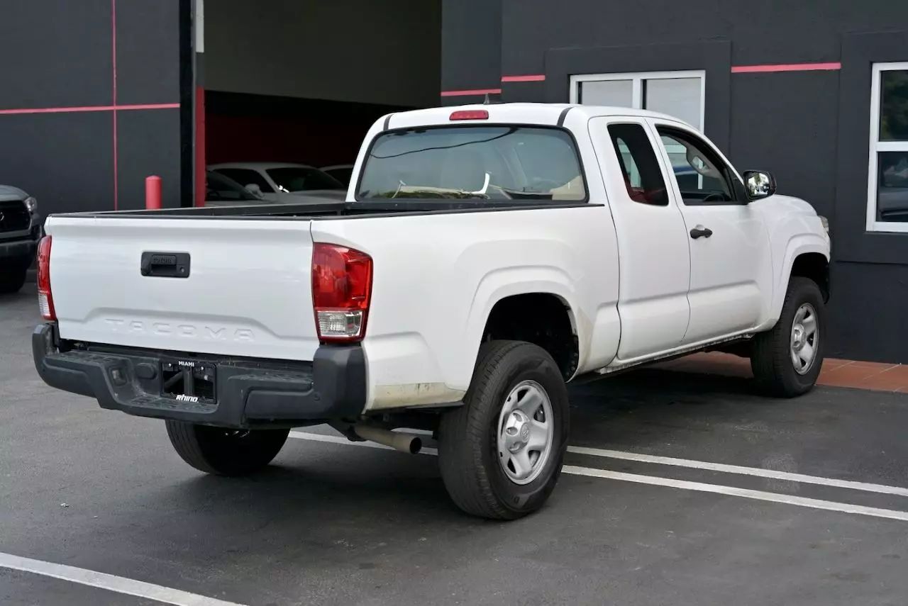 2017 Toyota Tacoma Access Cab SR Pickup 4D 6 ft Doral FL