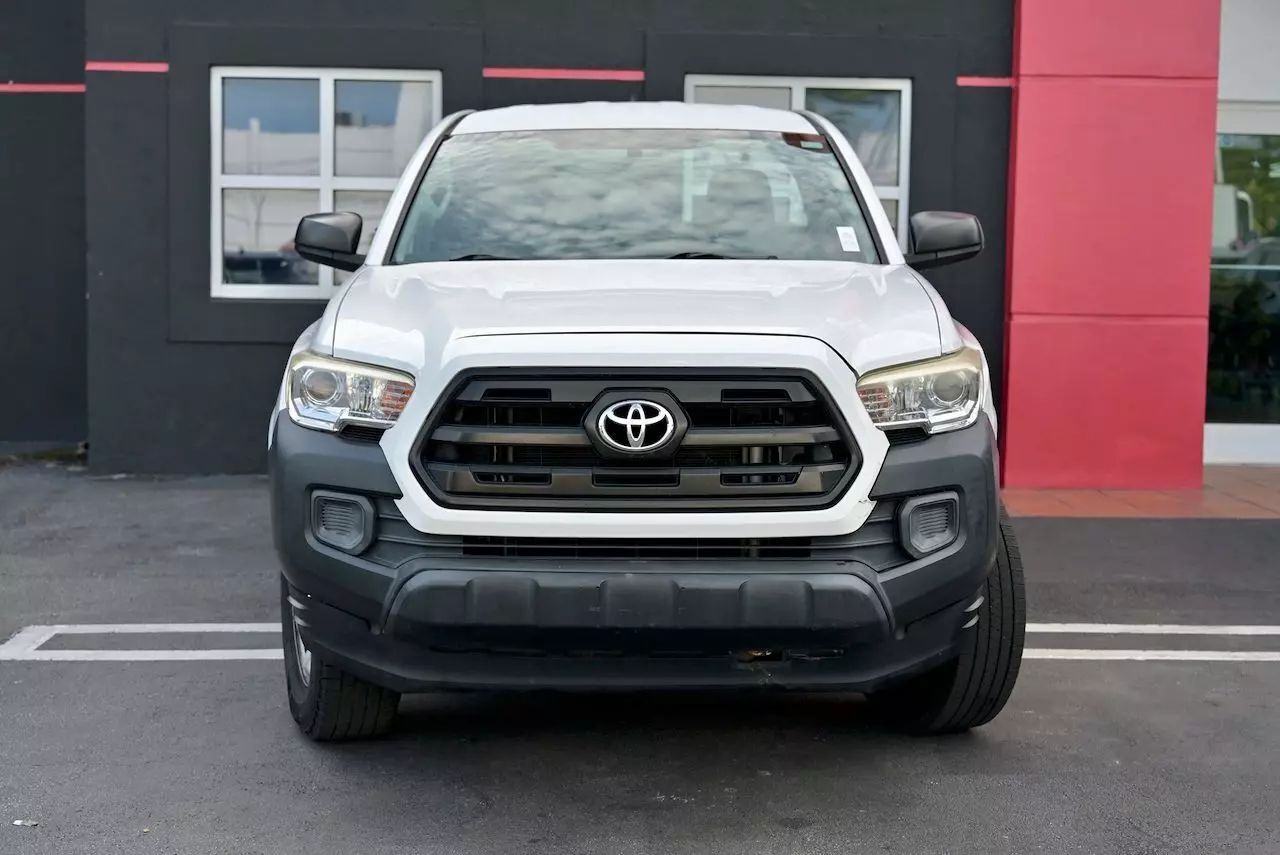 2017 Toyota Tacoma Access Cab SR Pickup 4D 6 ft Doral FL
