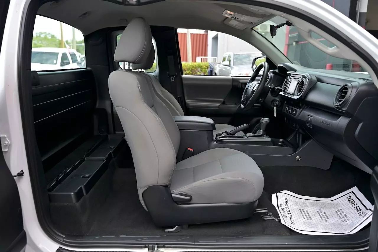 2017 Toyota Tacoma Access Cab SR Pickup 4D 6 ft Doral FL