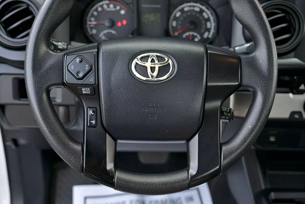 2017 Toyota Tacoma Access Cab SR Pickup 4D 6 ft Doral FL