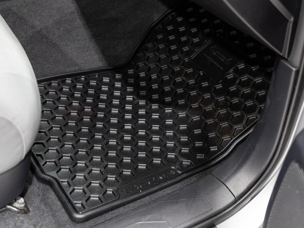 2017 Toyota Tacoma SR Crew Cab 4WD Cranberry PA