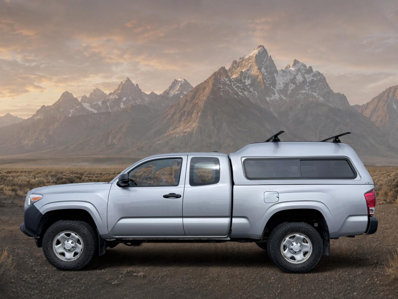 2017 Toyota Tacoma SR