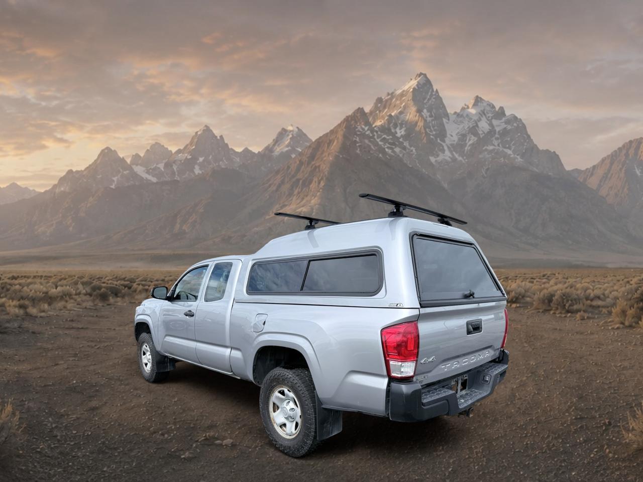 2017 Toyota Tacoma SR