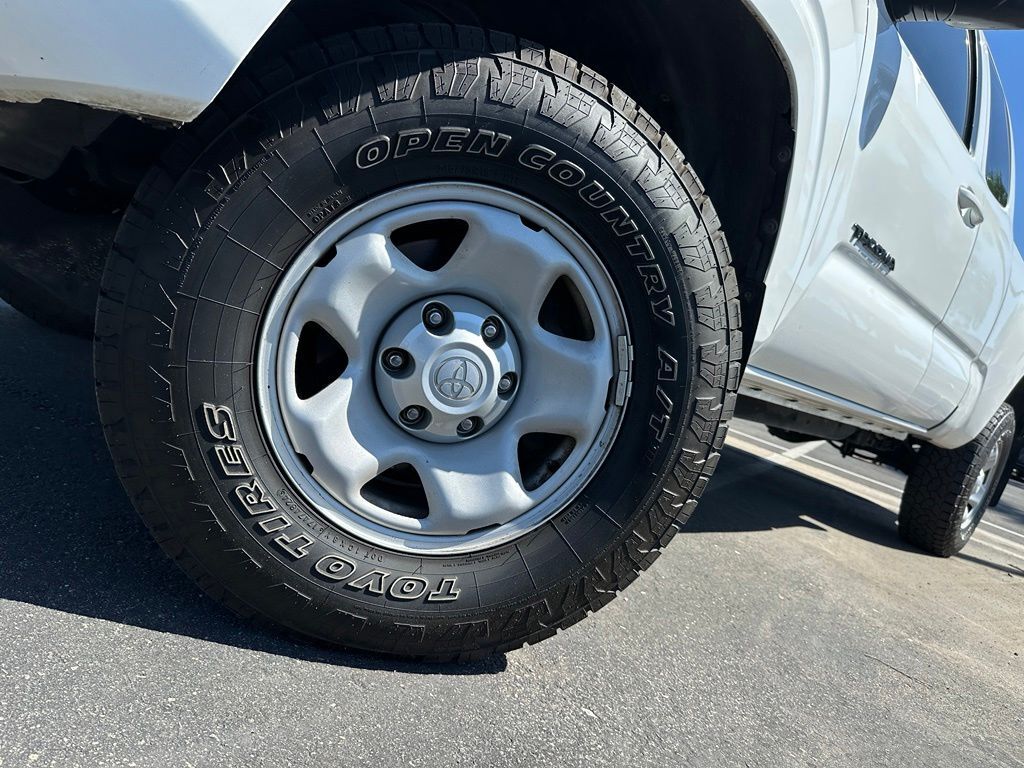 2017 Toyota Tacoma SR
