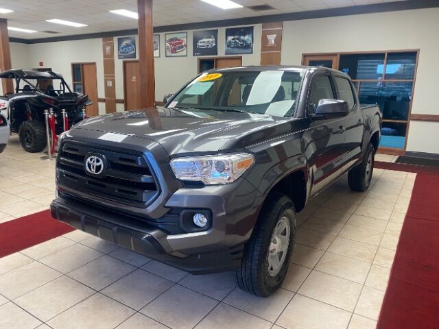 2017 Toyota Tacoma SR V6