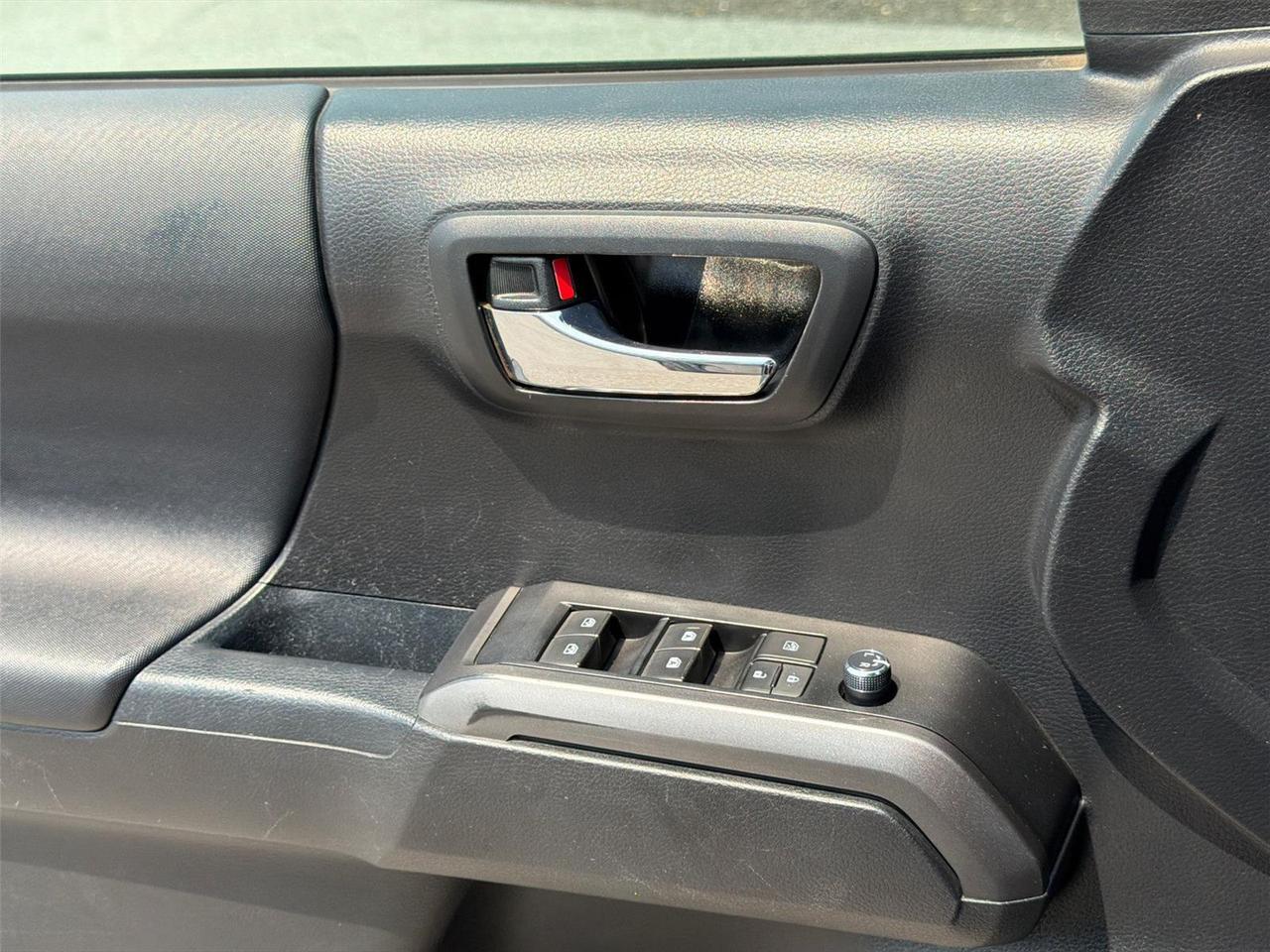 2017 Toyota Tacoma SR Hagerstown MD