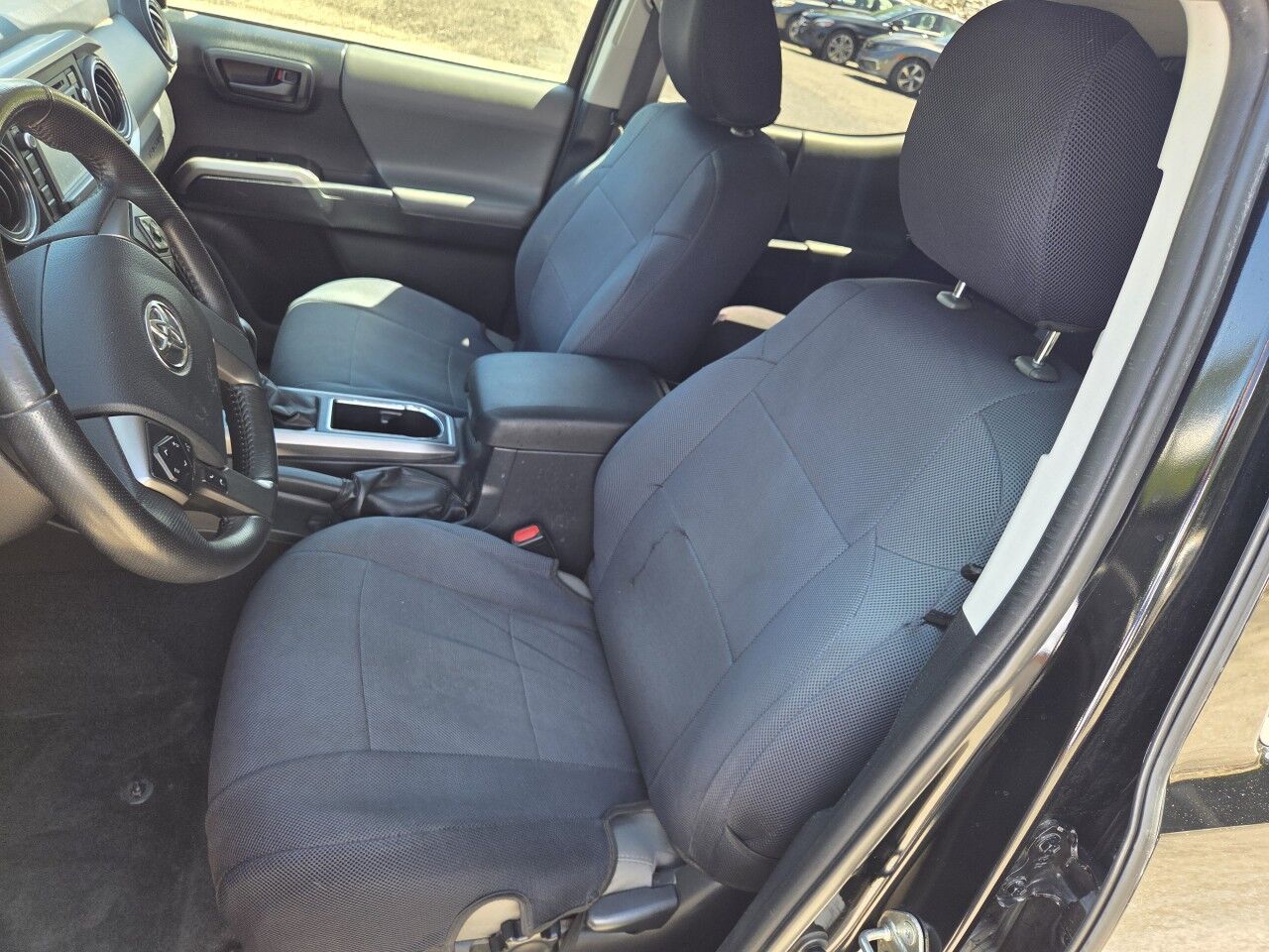2017 Toyota Tacoma SR5 Charlton MA