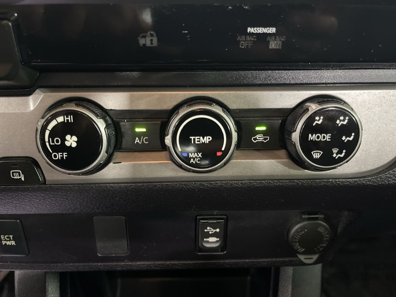2017 Toyota Tacoma SR5 Columbia SC