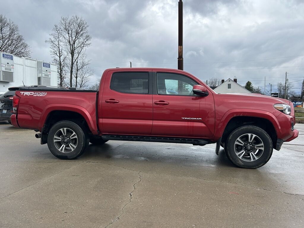 2017 Toyota Tacoma SR5 Crestwood KY