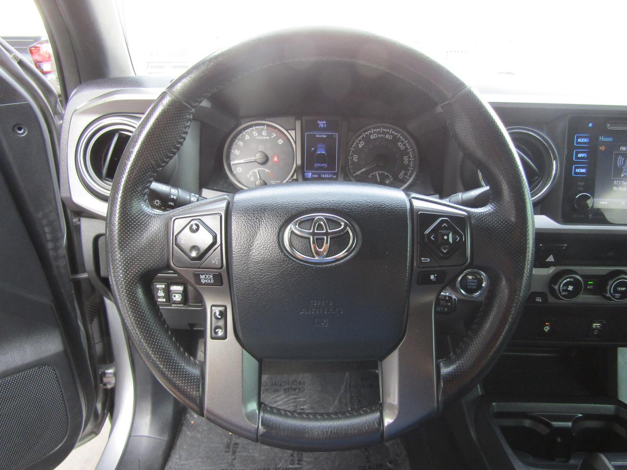2017 Toyota Tacoma SR5 Double Cab 5 Bed V6 4x4 AT (Natl) Grand Prairie TX