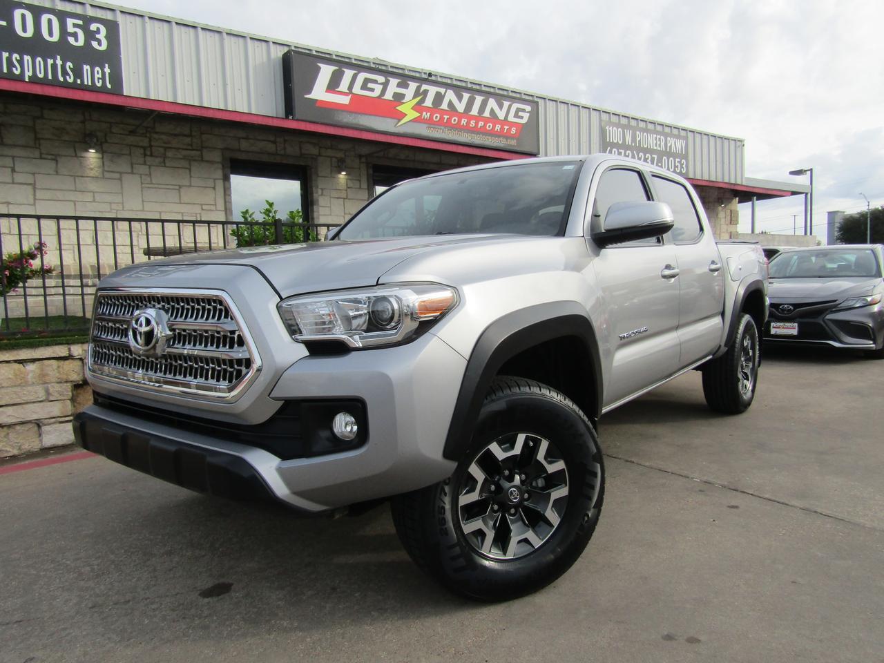2017 Toyota Tacoma SR5 Double Cab 5 Bed V6 4x4 AT (Natl)