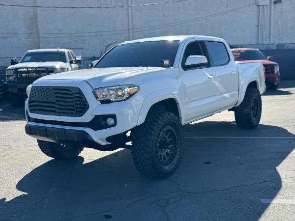 2017 Toyota Tacoma SR5 Double Cab Long Bed V6 6AT 2WD Mesa AZ
