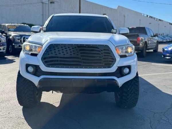 2017 Toyota Tacoma SR5 Double Cab Long Bed V6 6AT 2WD Mesa AZ