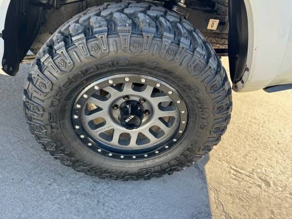 2017 Toyota Tacoma SR5 Double Cab Long Bed V6 6AT 2WD Mesa AZ