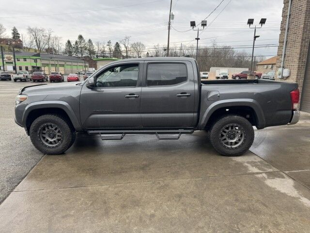 2017 Toyota Tacoma SR5 North Versailles PA