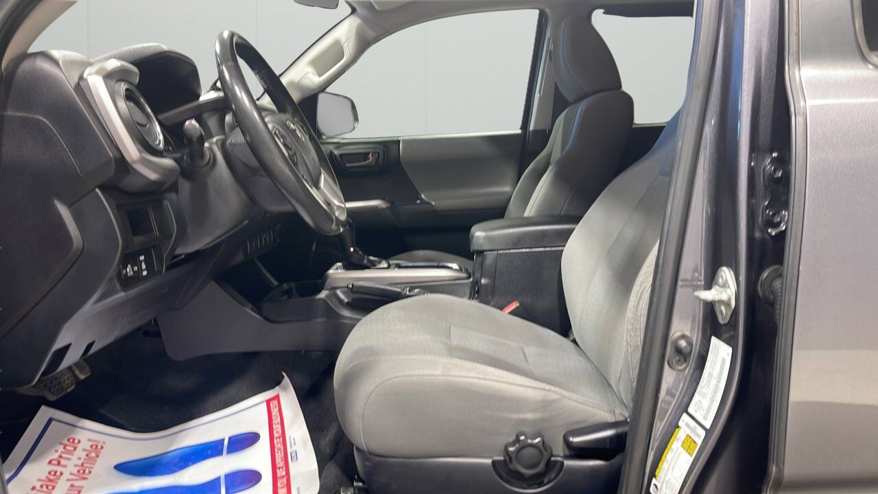 2017 Toyota Tacoma SR5 Sherwood Park AB