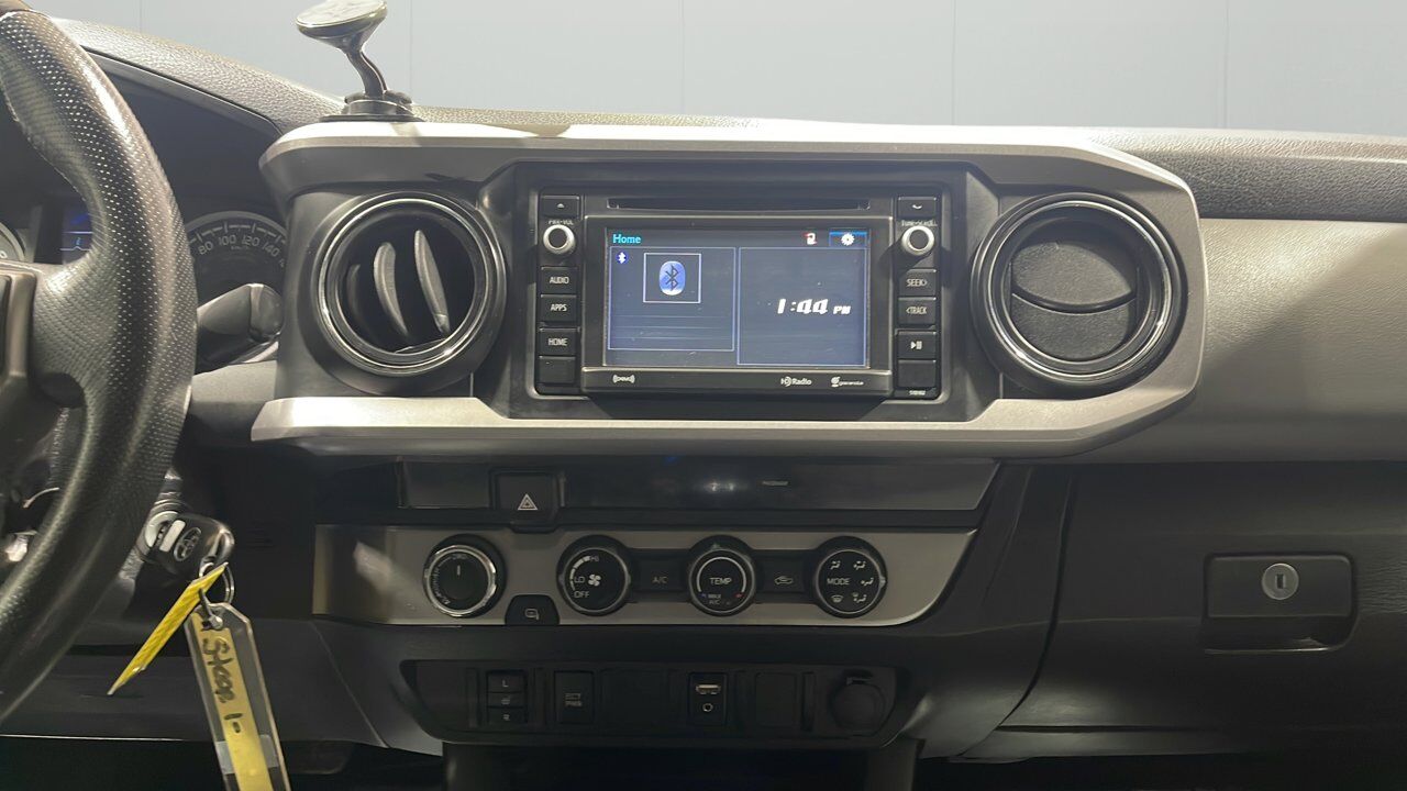 2017 Toyota Tacoma SR5 Sherwood Park AB