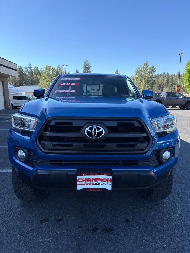 2017 Toyota Tacoma SR5