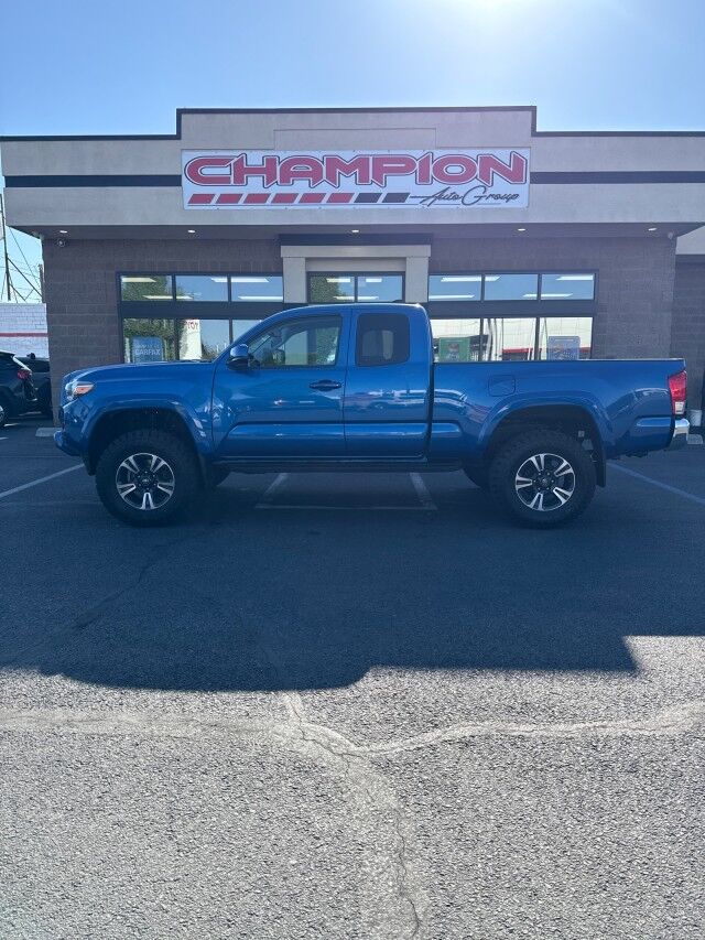 2017 Toyota Tacoma SR5