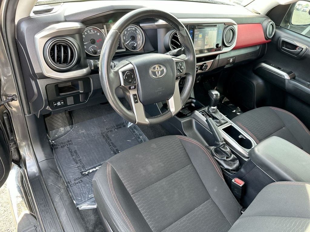 2017 Toyota Tacoma SR5