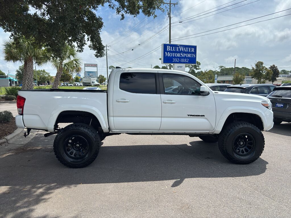 2017 Toyota Tacoma SR5