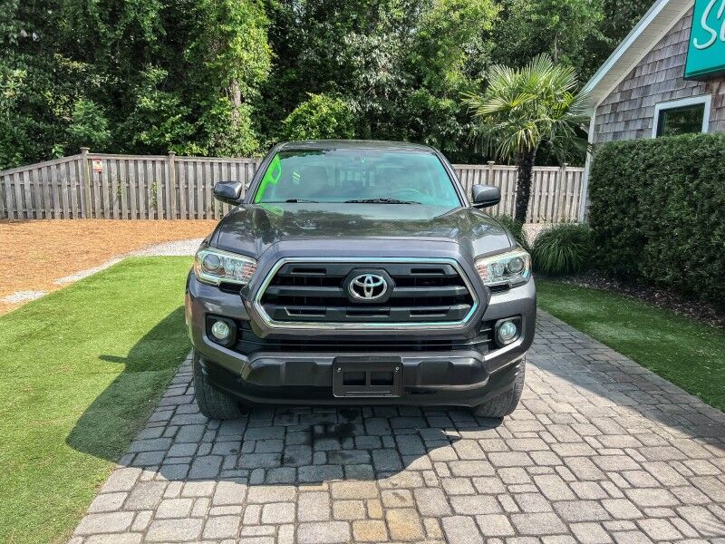 2017 Toyota Tacoma SR5