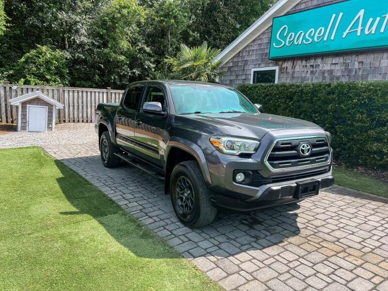 2017 Toyota Tacoma SR5