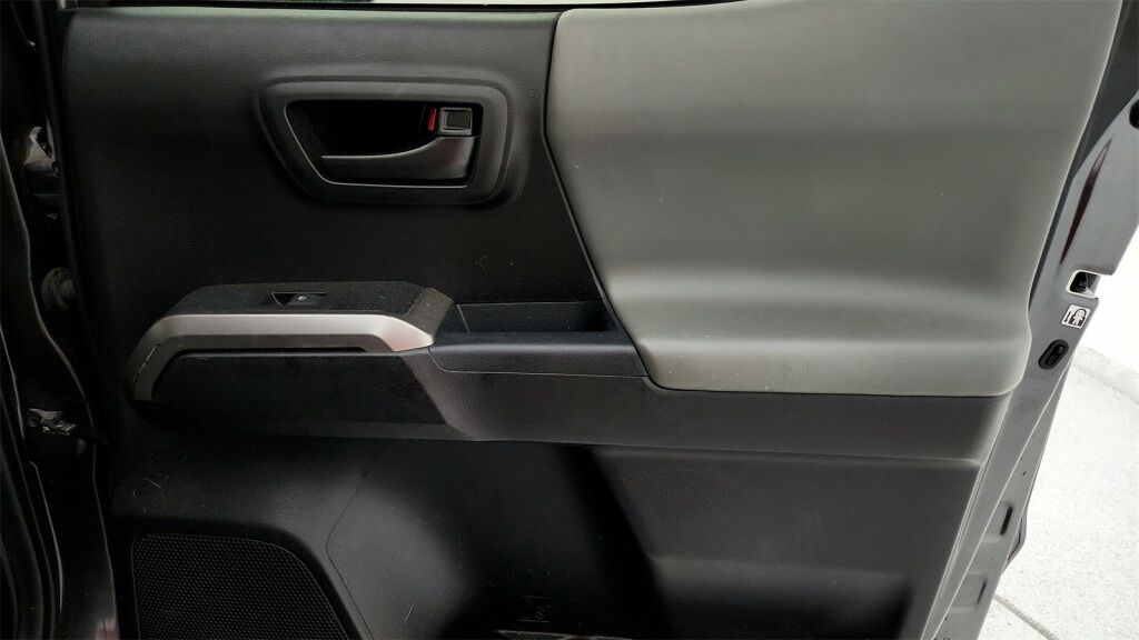 2017 Toyota Tacoma SR5 Laurel MD