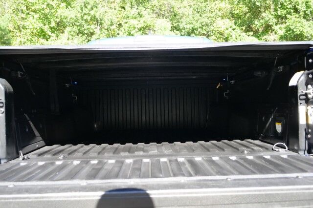 2017 Toyota Tacoma TRD Off Road 4X4 / TECH PKG / Sunroof / Heated Seats! High Point NC