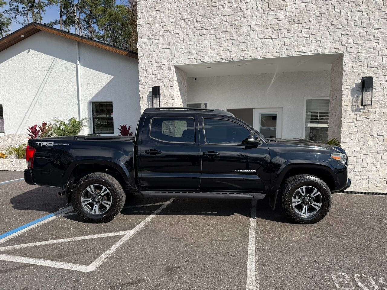 2017 Toyota Tacoma TRD Off Road Double Cab 5' Bed V6 4x2 AT (Natl) Jacksonville FL
