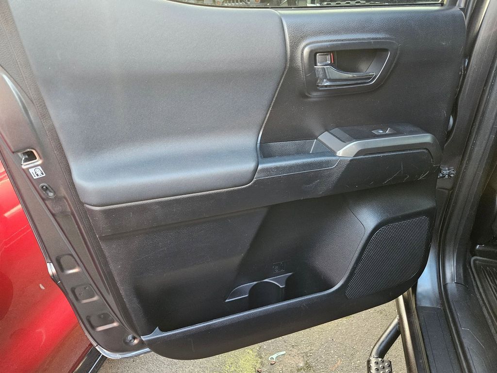 2017 Toyota Tacoma TRD Off-Road Gresham OR