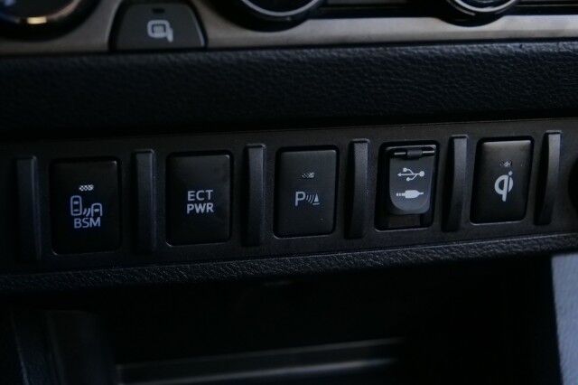 2017 Toyota Tacoma TRD Pro 4X4 / Heated Leather Seats / AMP Boards! High Point NC