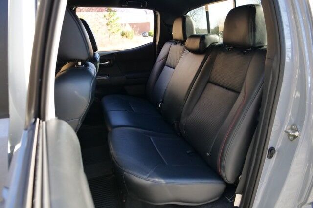 2017 Toyota Tacoma TRD Pro 4X4 / Heated Leather Seats / AMP Boards! High Point NC