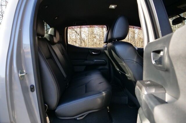 2017 Toyota Tacoma TRD Pro 4X4 / Heated Leather Seats / AMP Boards! High Point NC