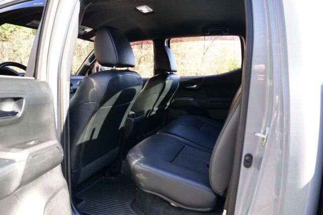 2017 Toyota Tacoma TRD Pro 4X4 / Heated Leather Seats / AMP Boards! High Point NC