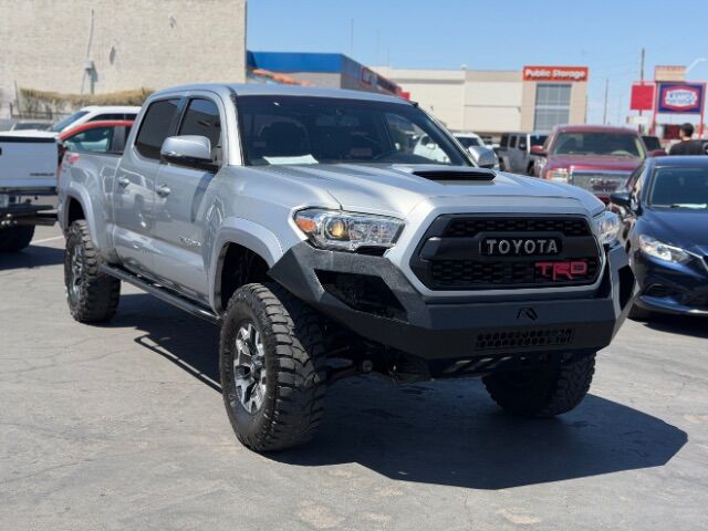2017 Toyota Tacoma TRD Sport  4WD