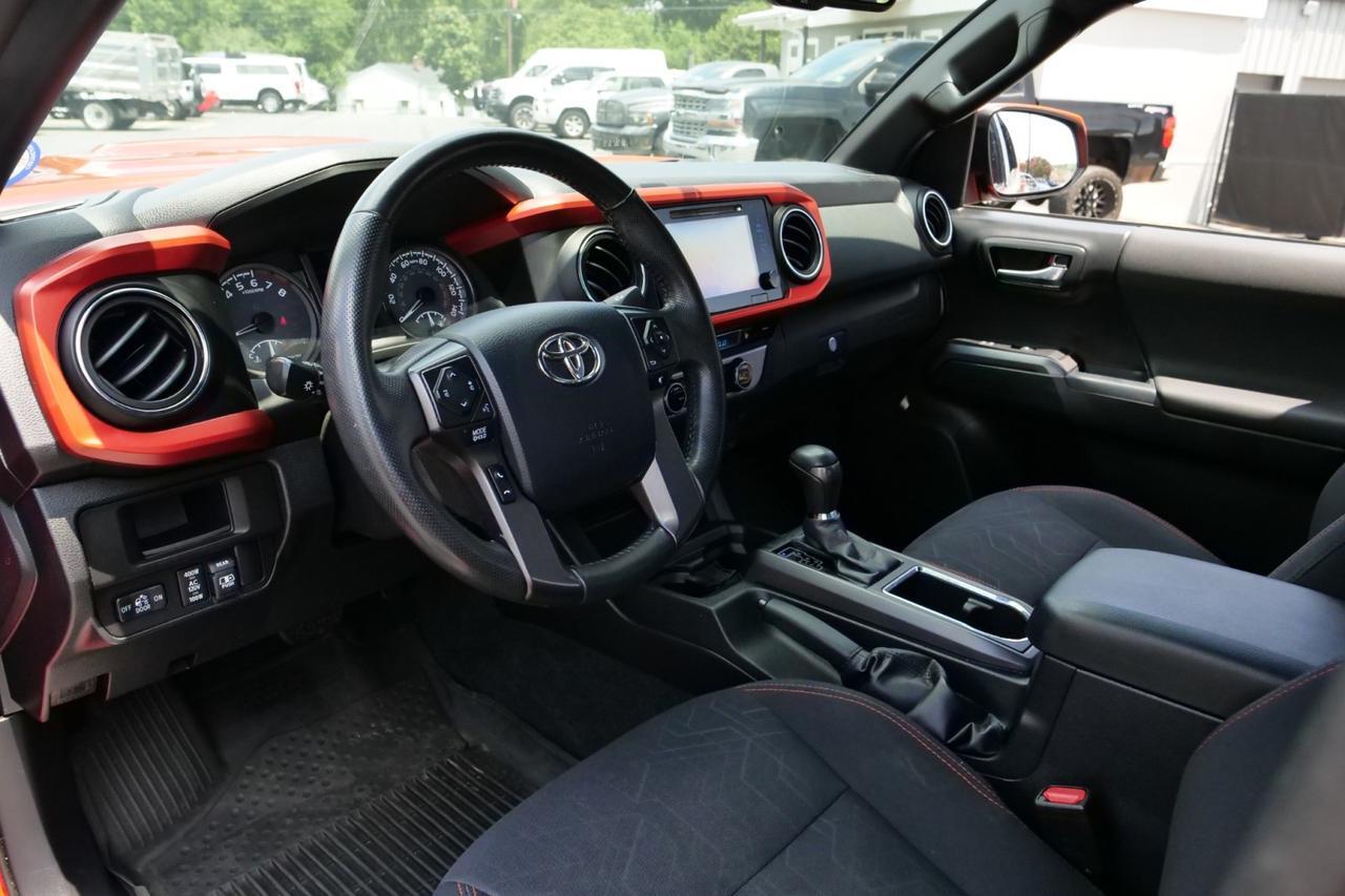 2017 Toyota Tacoma TRD Sport 4X4 / Premium & Technology Package! Lincolnton NC