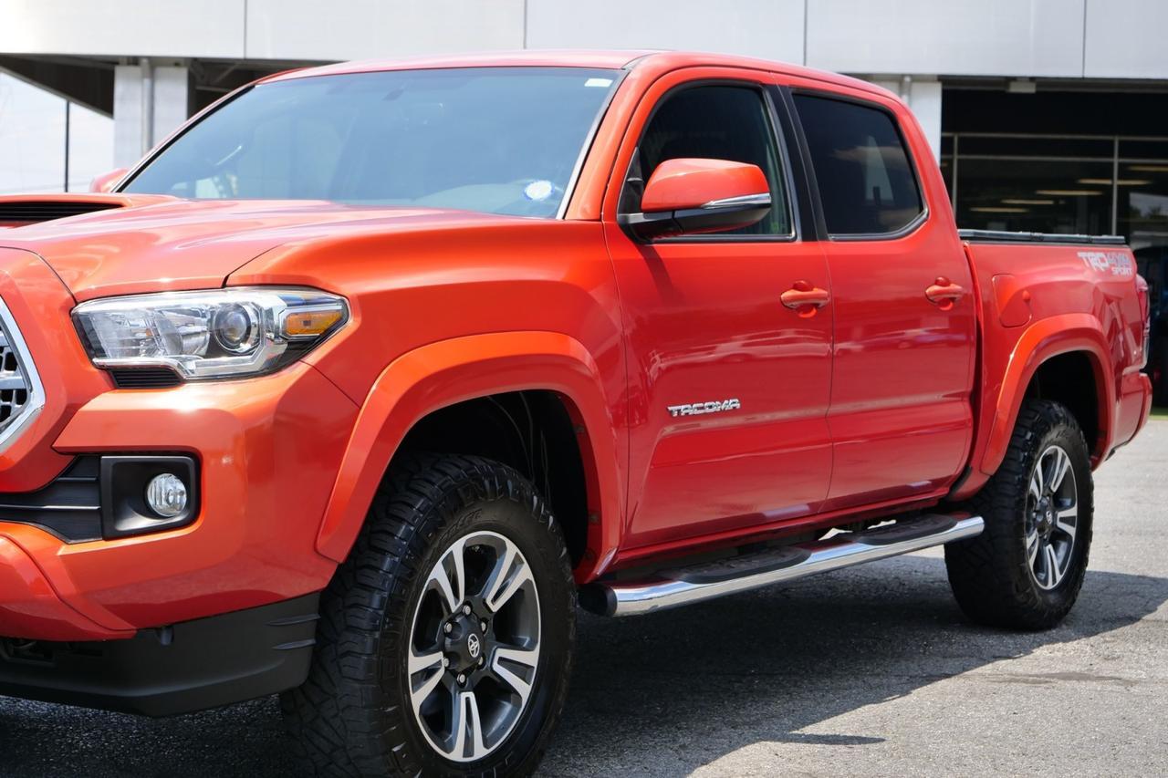 2017 Toyota Tacoma TRD Sport 4X4 / Premium & Technology Package! Lincolnton NC